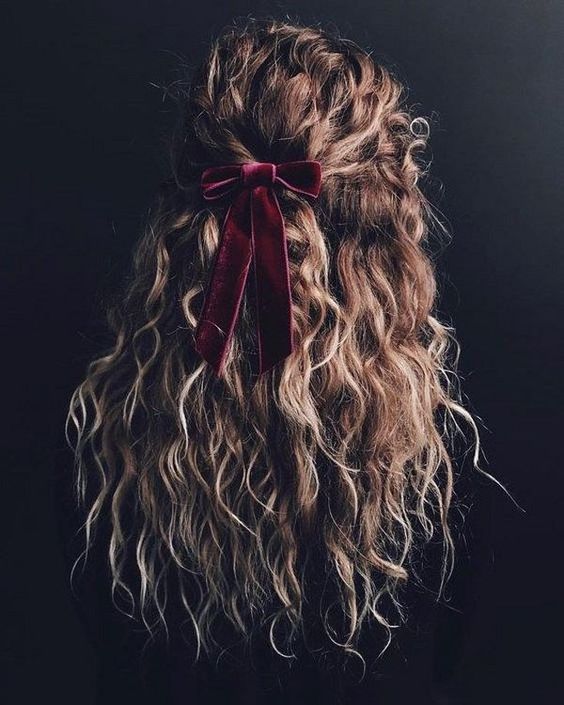 Acessórios para cabelo direto dos anos 90!