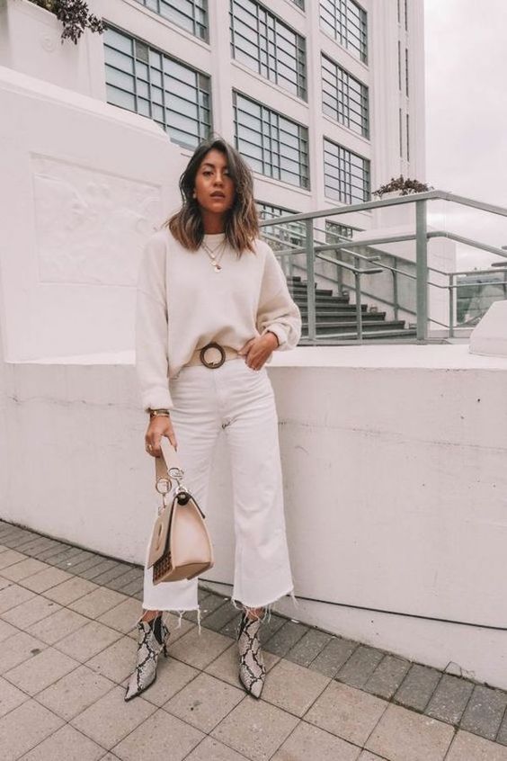 Looks total white Feminino