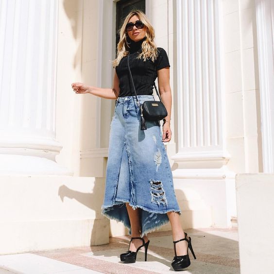 10 Looks casuais com saia jeans midi